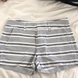 Gap 3” striped shorts
